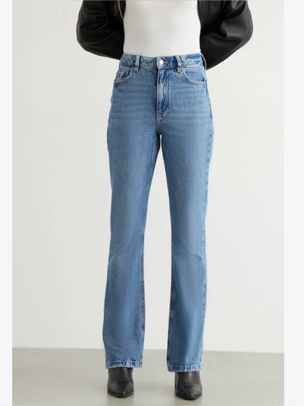 High-Rise Straight Leg Women’s Jeans - Light Blue